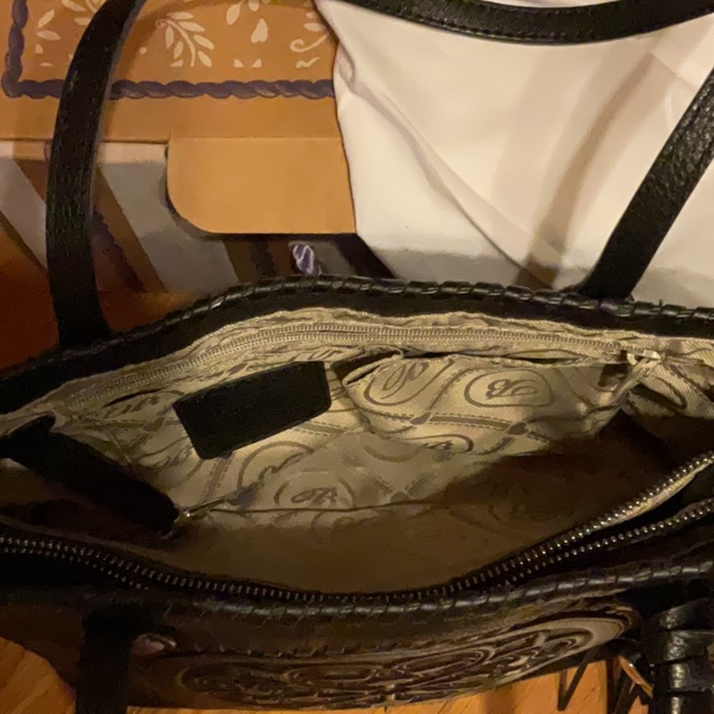 Brighton Ferrara collection, black Emilia handbag in excellent condition. - Picture 6 of 13